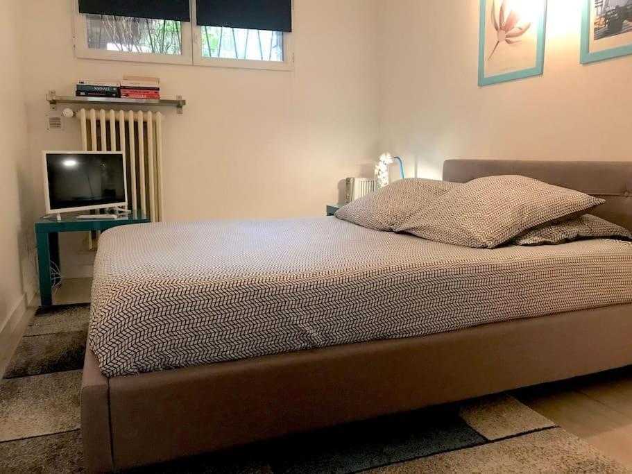 Appartement Cosy, Independant Avec Jardin Meudon Luaran gambar